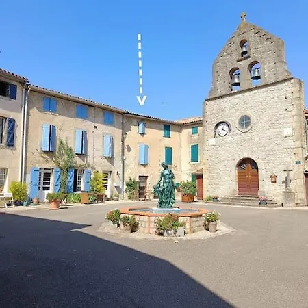 Les Lits De Montbel Holiday home *